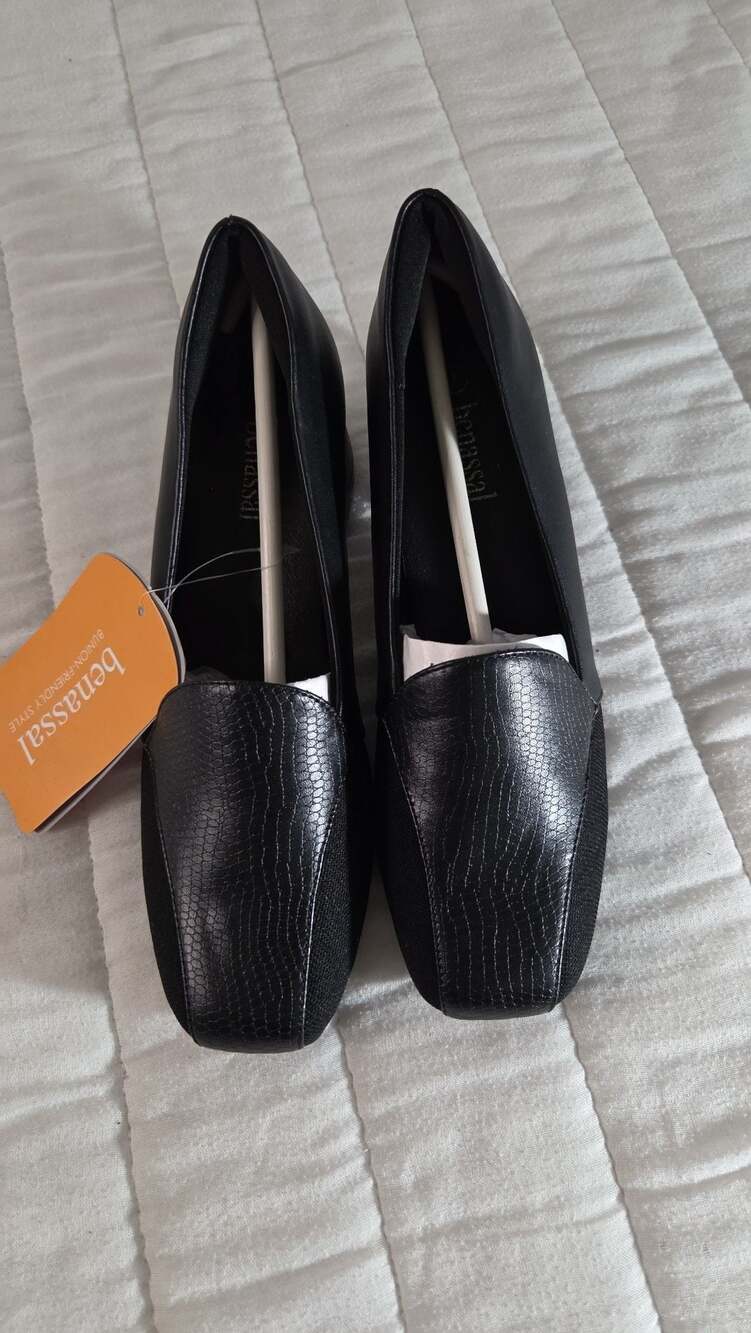 Benassal Women's Bunion-Friendly Black Faux-Snake Square Toe Block Heel Loafers